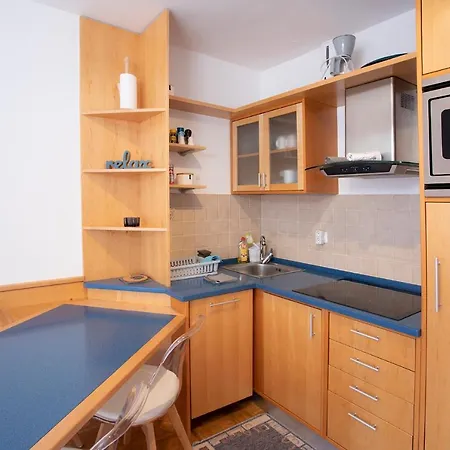 Tinka Apartment