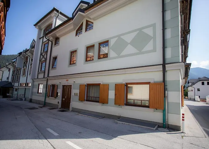 Tinka * Kranjska Gora